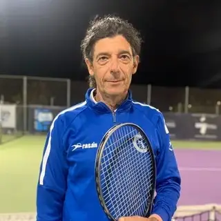 Jose Moll
