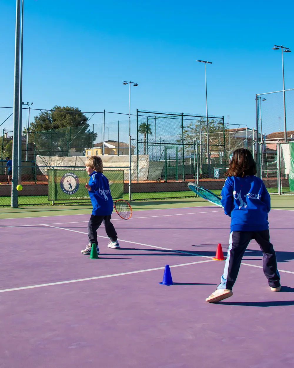 Clases de minitenis para niños en Valencia.