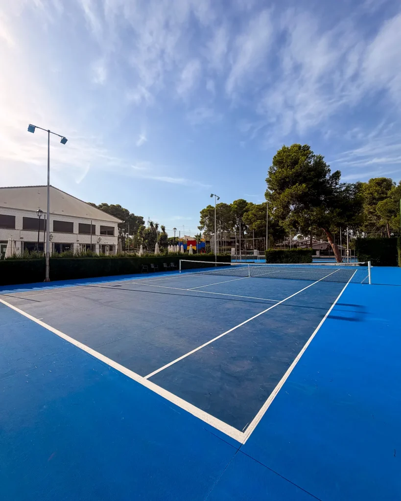 Pistas Tenis La Vallesa Sport and Life